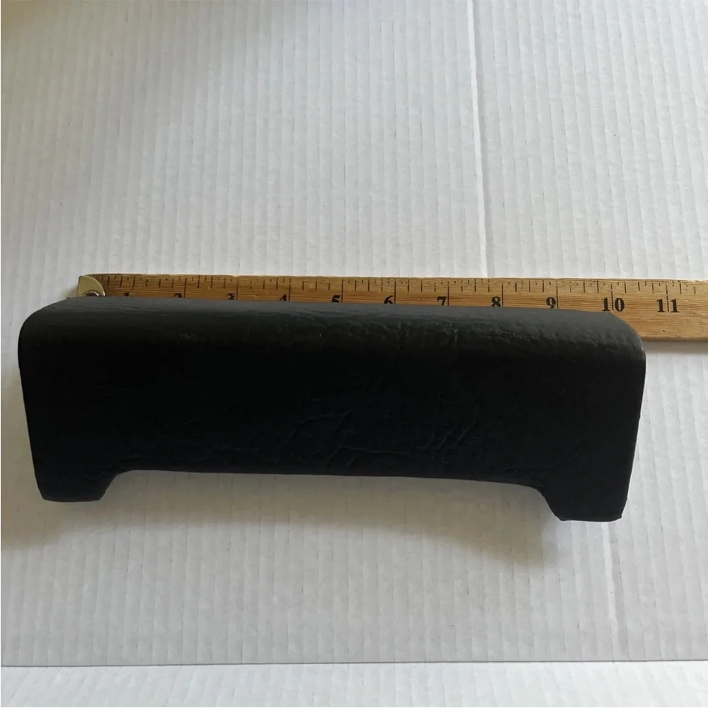 Master Spa Pillow - Black Short Waterfall rectangle